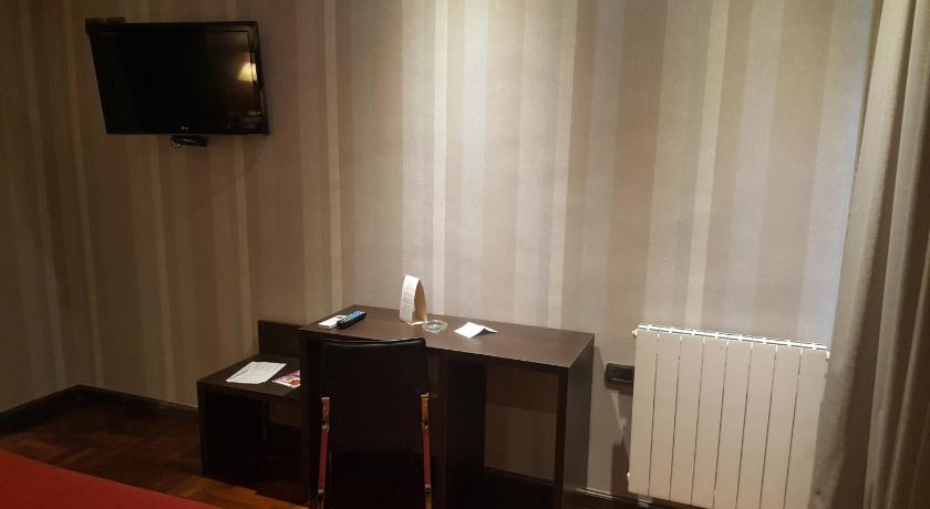 Image of Standard Double Room 4