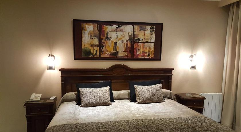 Image of Suite 7