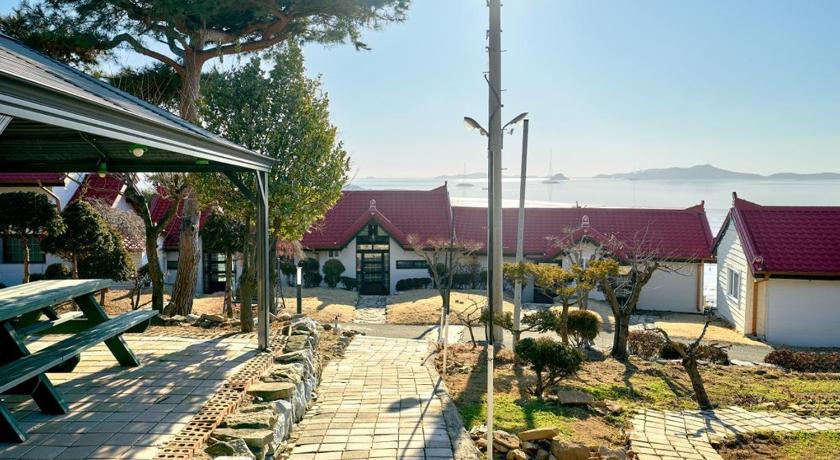 Incheon Ganghwa Seokmodo Sunset House 3-Star Guesthouse view