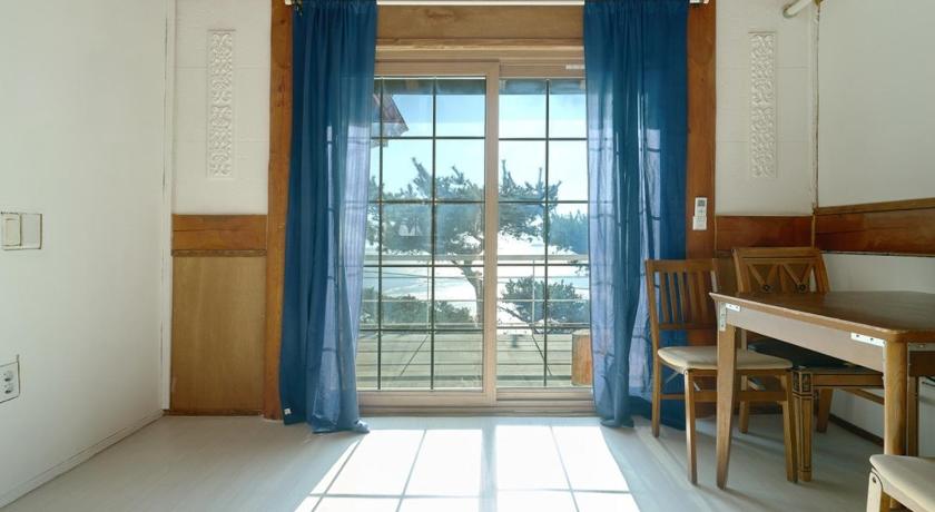 Incheon Ganghwa Seokmodo Sunset House 3-Star Guesthouse exterior