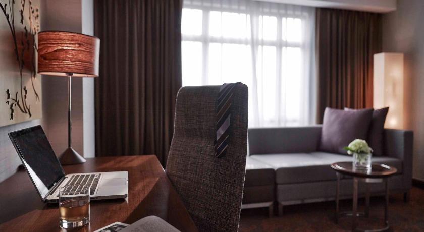 Ảnh của DELUXE EXECUTIVE ROOM, Lounge Access, 1 King Size Bed, City View 5