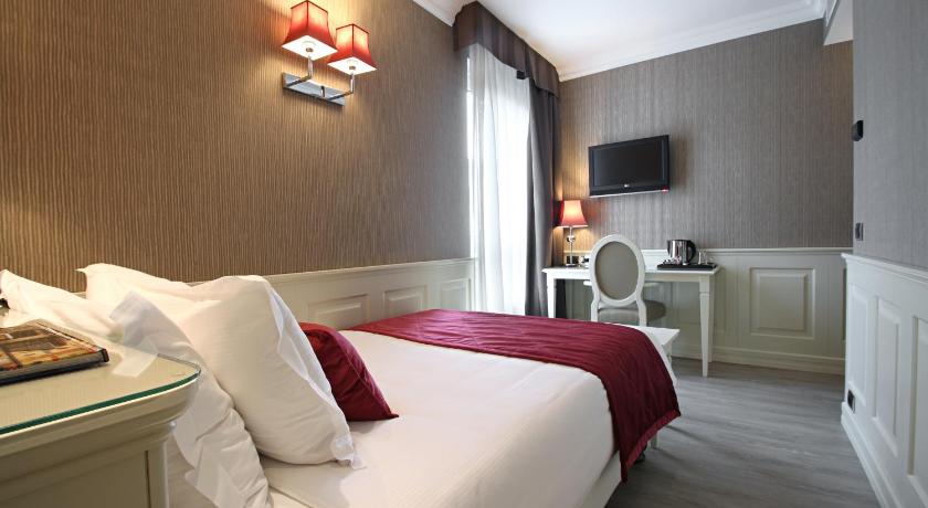 Фото: Одноместный номер Делюкс (Deluxe Single Room) 0
