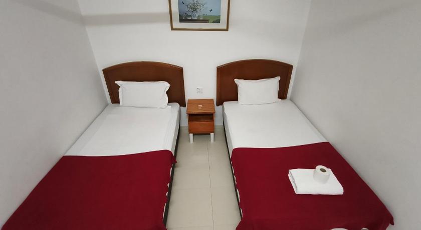 รูปของอีโคโนมี เตียงแฝด (Economy Twin Room) 6