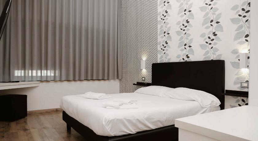 Image of Double or Twin Room 6