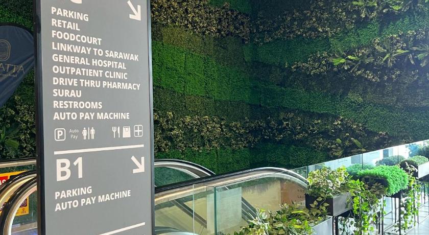 Kuching Cozy Stays C @ Kozi Square 4-Star Guesthouse exterior