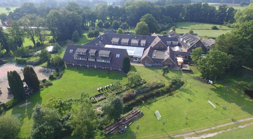 Landhuishotel De Bloemenbeek photo