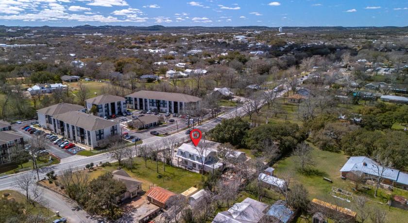 본 (TX) Large Suite Near Downtown Boerne By River 4성급 숙소 스위트룸
