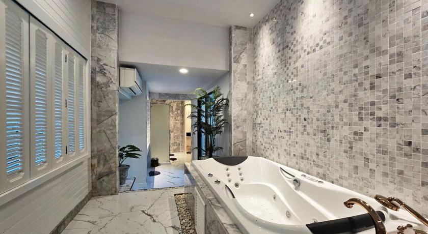Image of Oceanview Suite 10
