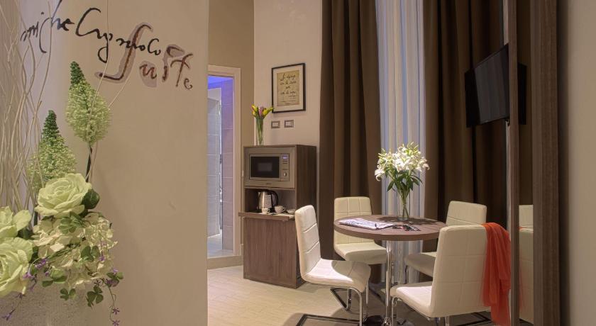 Image of Suite 7