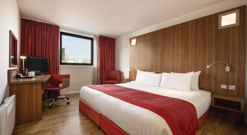 Ramada Encore by Wyndham Newcastle-Gateshead