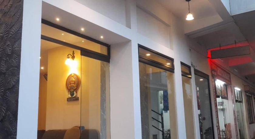 Hotel Highrange Plaza – Thekkady, NE