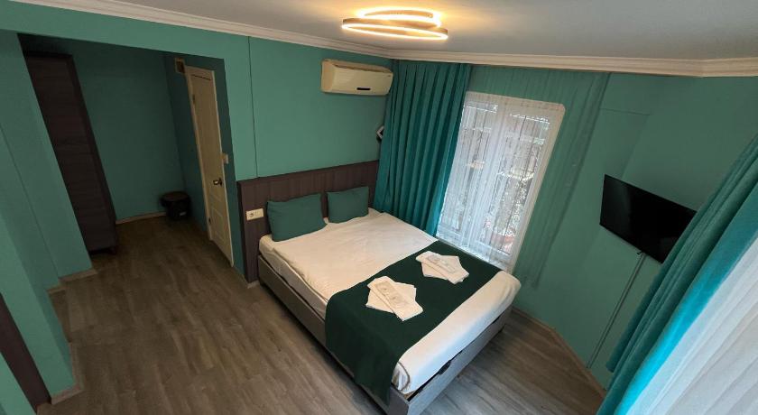 Golden Hotel Old City - image 13