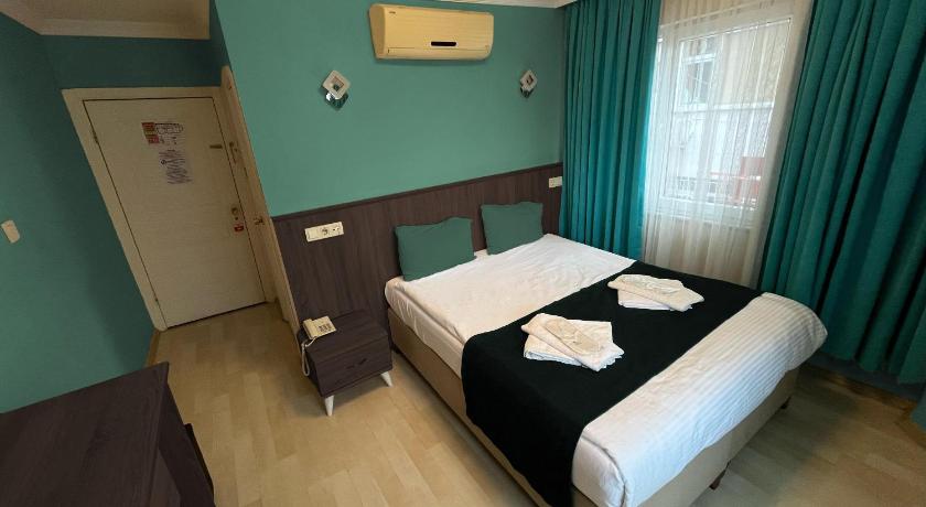 Golden Hotel Old City - image 9