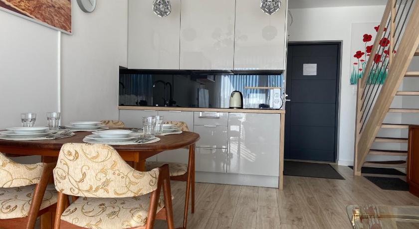 Sun Apartment Ola- 3 level, parking, 2 balkonies and terrace