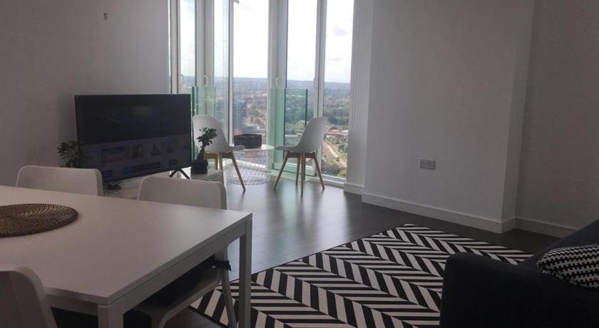 GRAND SERVICED APARTMENTS***** - image 6