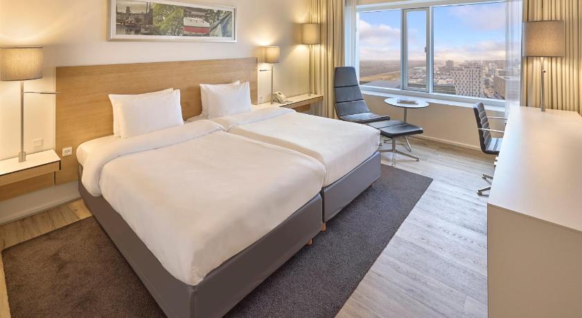 2 Twin Standard High Floor fotója 4