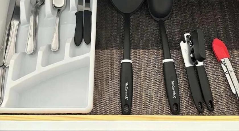 사우스 야머스 (MA) Harborside Suites 2성급 숙소 레스토랑