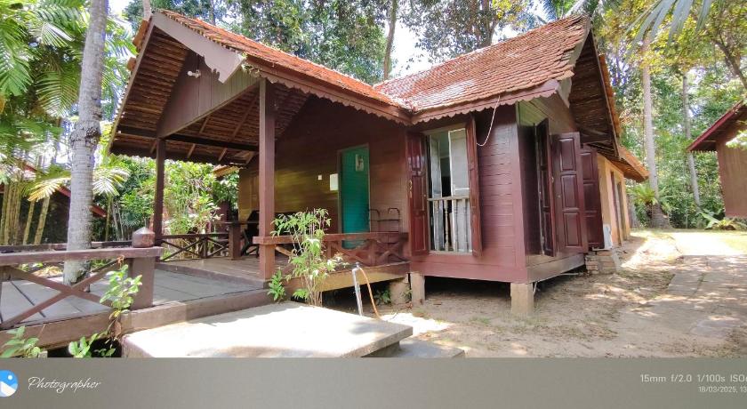 Image of Superior Chalet 1