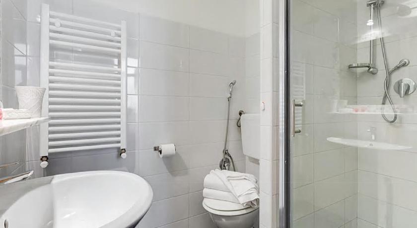 Machiavelli Suites - image 14