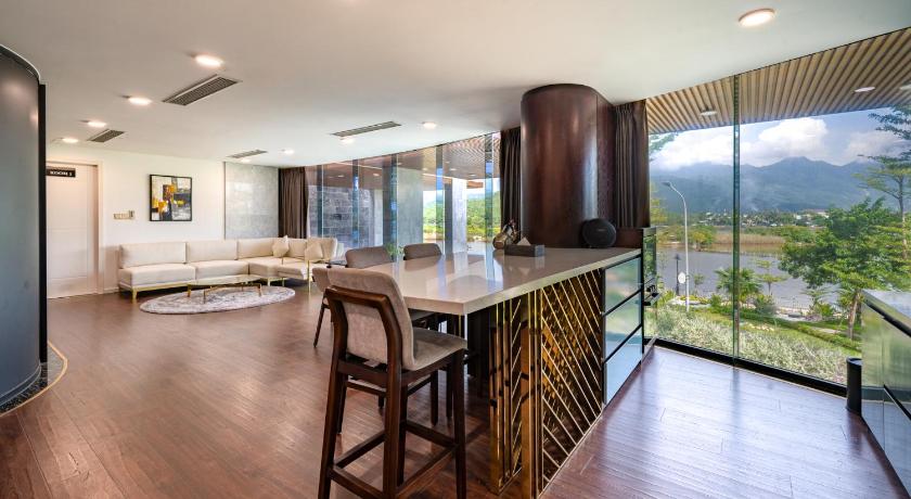 Image of Two-Bedroom Suite 10