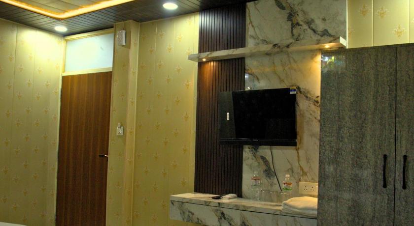 Ganga Riverfront Rooms & Banquet - image 30