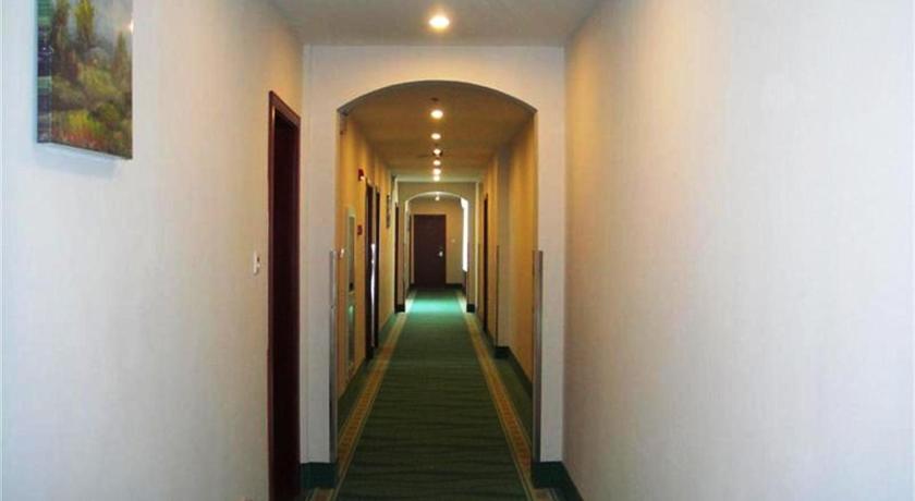 GreenTree Inn Suzhou Railway Station South Square Humble Administrator's Garden Business Hotel photo