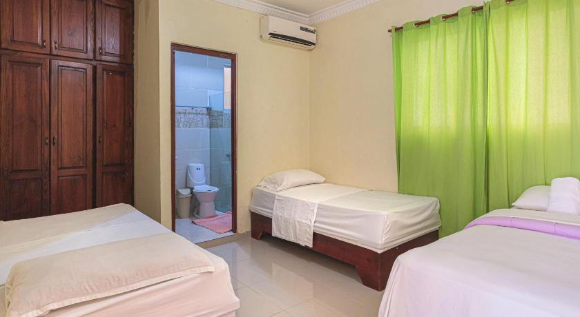 Superior Single Room -Gated Parking -SQD Airport