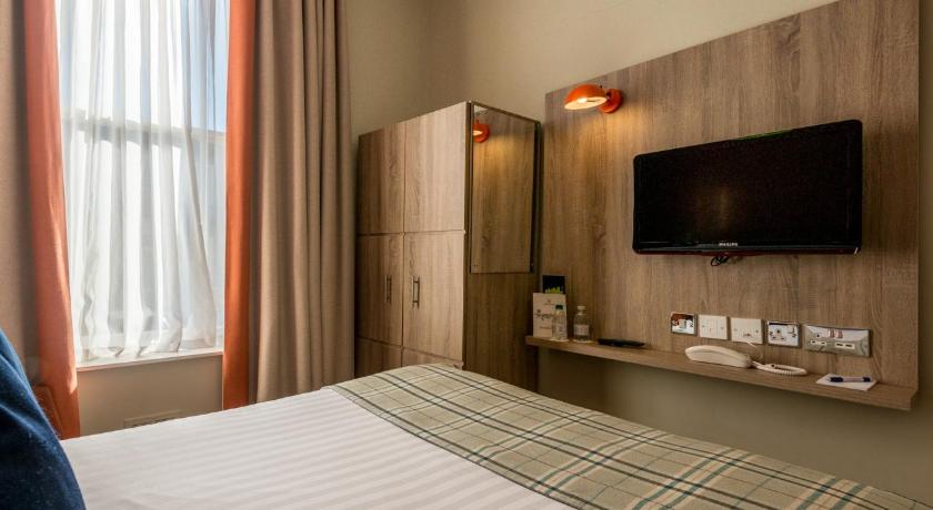 Image of Double Room 6