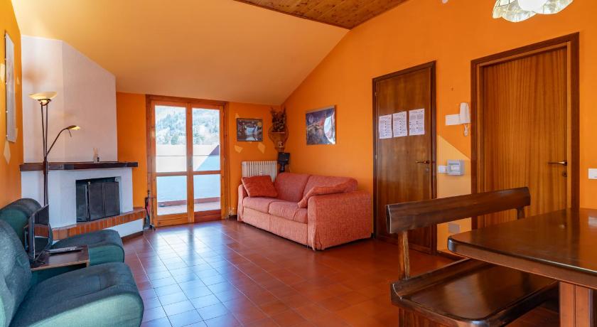 Spacious mountain view attic apartment