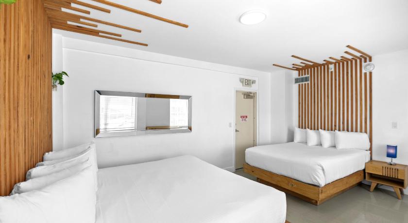 Immagine di Suite Premium Angolare (Premium Corner Suite Room) 6