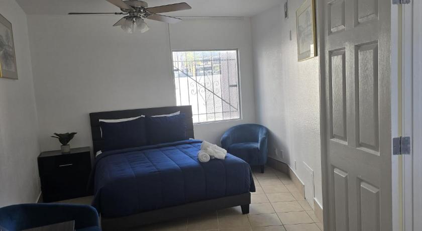 Image of Deluxe Suite 0