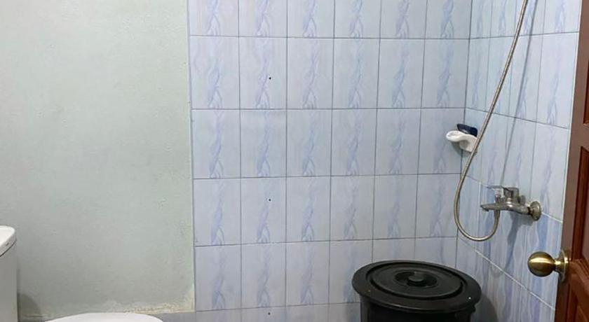 Image of 8-Bed Female Dormitory Room 15