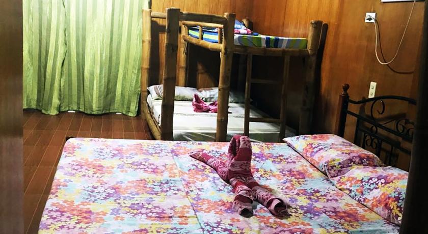 Image of 8-Bed Female Dormitory Room 12