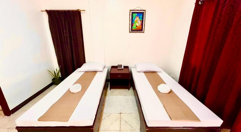 Image of Standard Twin Room 9