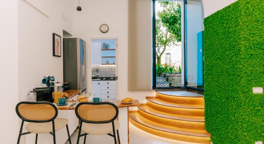 YourHome - La Casa Nuova Luxury Room & Apartment