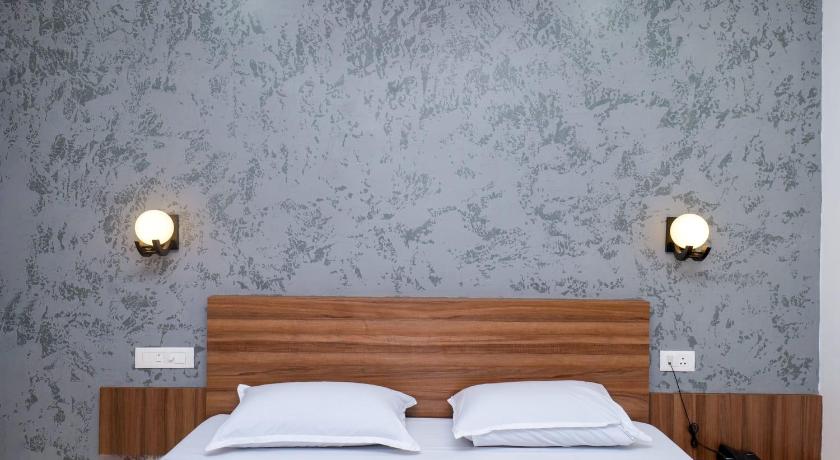 Balu Residency - A Business Class Hotel - image 28
