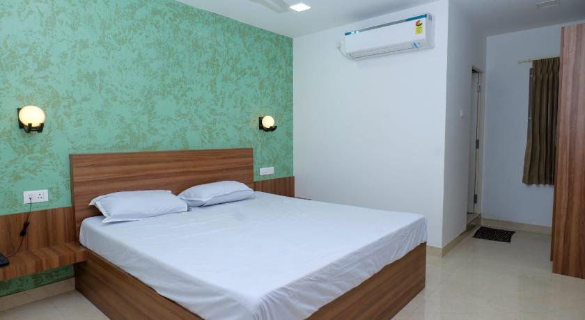 Balu Residency - A Business Class Hotel - image 18