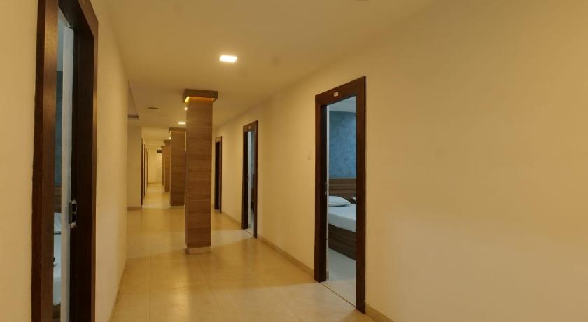 Balu Residency - A Business Class Hotel - image 17