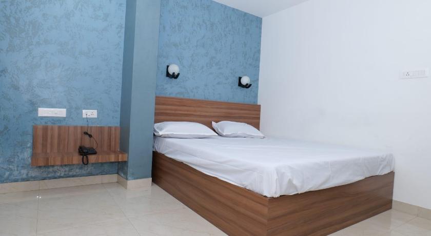 Balu Residency - A Business Class Hotel - image 26