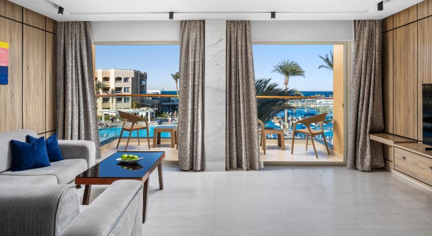 Image of Suite with Sea View 5
