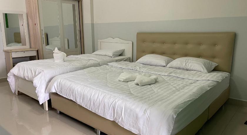 Image of Standard Family room 3