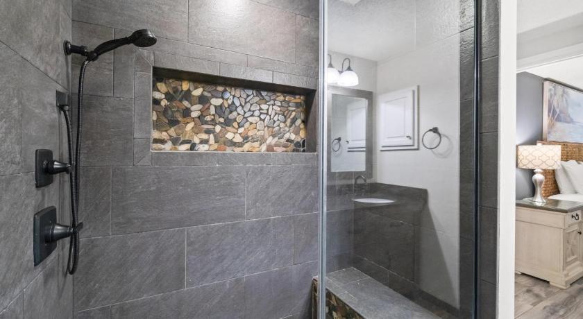 Image of Two-Bedroom Apartment with Sea View 407 9