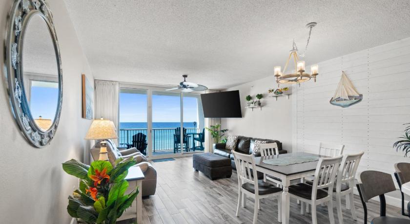 Image of Two-Bedroom Apartment with Sea View 407 7