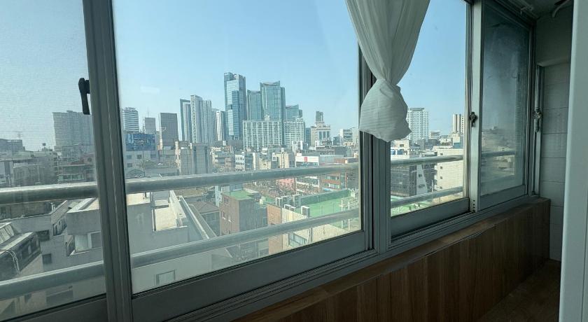 서울 K 웨이브 게스트하우스 온리 피메일 인 홍대 2 (K wave Guesthouse Only Female in Hongdae 2) 3성급 호텔 외관