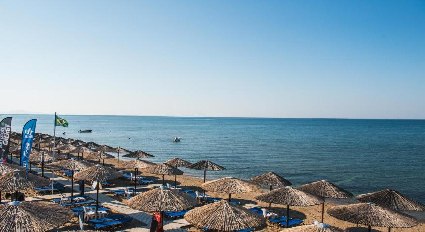 Santa Rosa Hotel & Beach photo