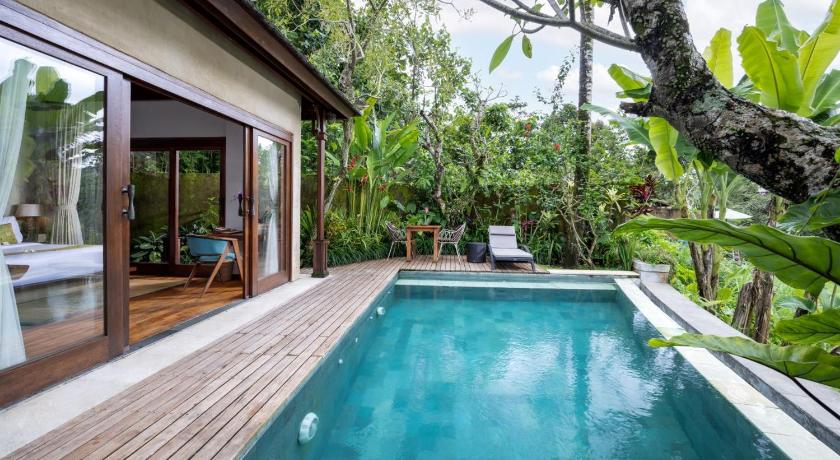 バリ Nau villa Ubud 4つ星 ホテル 外観