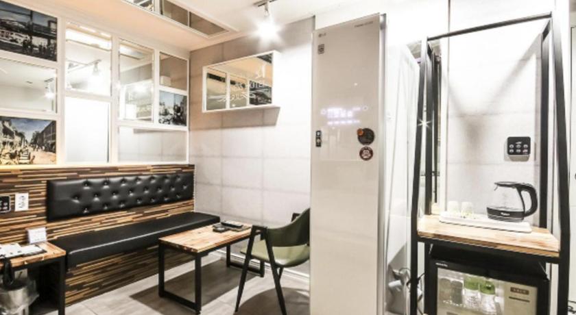 光州 Wa Motel near Gwangju Station 酒店 泳池