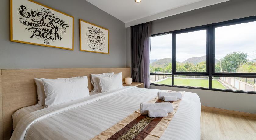 Image of Deluxe Double Room 6