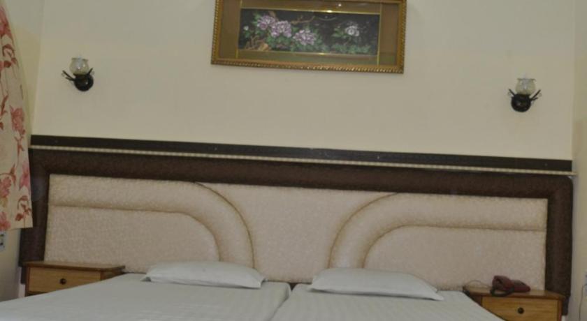 Image of Taj Facing Room 12
