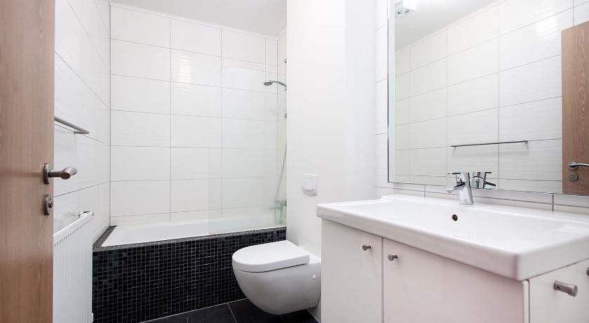 Image of One-Bedroom Deluxe Apartment 2